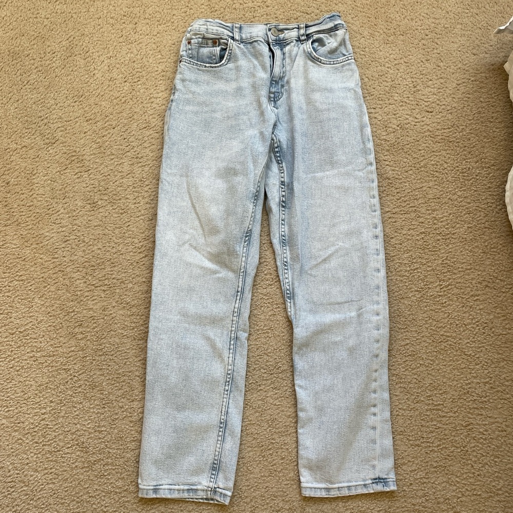 Zara Light Blue Denim Jeans - The 90’s Edition